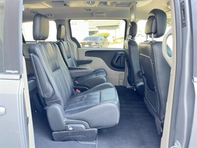 2013 Chrysler Town & Country Touring   - Photo 14 - Sandy, UT 84070