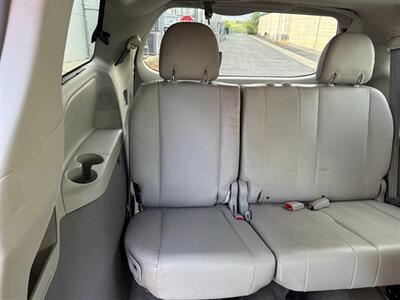 2011 Toyota Sienna XLE 7-Passenger Auto Access Seat   - Photo 11 - Sandy, UT 84070