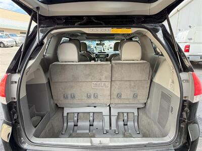 2011 Toyota Sienna XLE 7-Passenger Auto Access Seat   - Photo 9 - Sandy, UT 84070