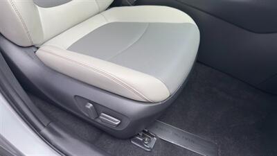 2023 Toyota RAV4 Hybrid Limited   - Photo 30 - Sandy, UT 84070