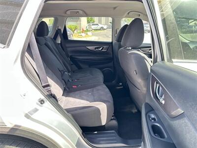 2016 Nissan Rogue SV   - Photo 10 - Sandy, UT 84070