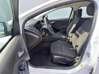 2016 Ford Focus SE - Photo 4 - Sandy, UT 84070