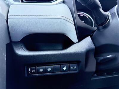 2021 Toyota RAV4 Hybrid XLE Premium - Photo 19 - Sandy, UT 84070