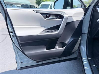 2021 Toyota RAV4 Hybrid XLE Premium - Photo 16 - Sandy, UT 84070