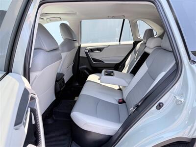 2021 Toyota RAV4 Hybrid XLE Premium - Photo 6 - Sandy, UT 84070