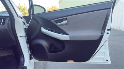2013 Toyota Prius Three - Photo 31 - Sandy, UT 84070