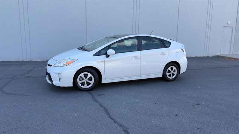 2013 Toyota Prius Three   - Photo 1 - Sandy, UT 84070