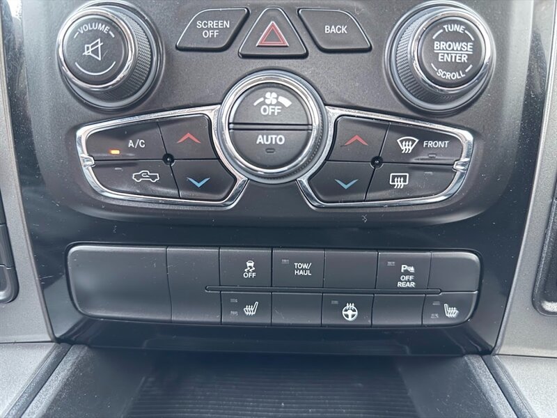 2015 RAM Ram 1500 Pickup Sport - Photo 22