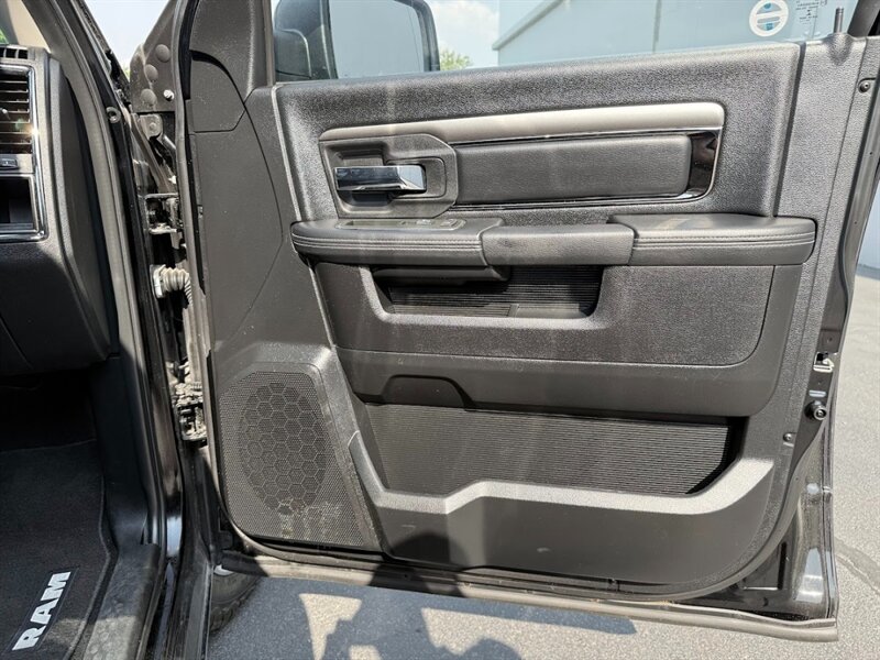 2015 RAM Ram 1500 Pickup Sport - Photo 25
