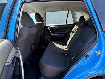 2021 Toyota RAV4 LE - Photo 6 - Sandy, UT 84070