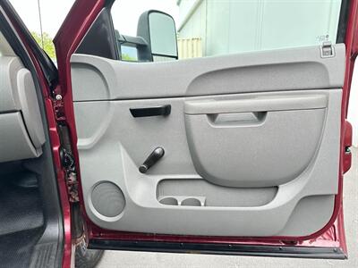 2014 Chevrolet Silverado 2500 Work Truck   - Photo 32 - Sandy, UT 84070