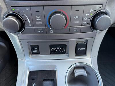 2013 Toyota Highlander   - Photo 29 - Sandy, UT 84070