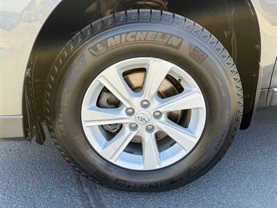 2013 Toyota Highlander   - Photo 24 - Sandy, UT 84070
