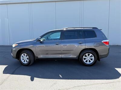 2013 Toyota Highlander   - Photo 5 - Sandy, UT 84070