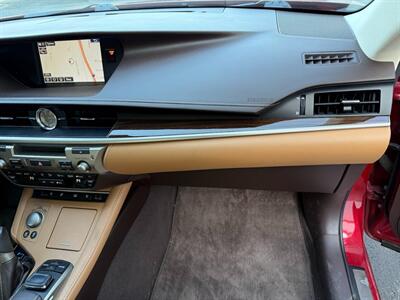 2016 Lexus ES 300h   - Photo 25 - Sandy, UT 84070