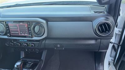 2022 Toyota Tacoma TRD Off-Road - Photo 24 - Sandy, UT 84070