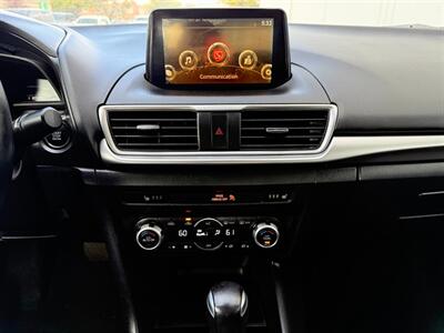 2018 Mazda Mazda3 Touring   - Photo 28 - Sandy, UT 84070