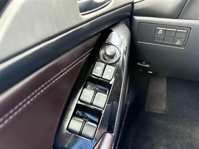 2018 Mazda Mazda3 Touring   - Photo 25 - Sandy, UT 84070