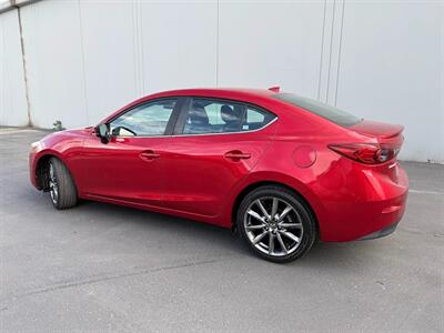 2018 Mazda Mazda3 Touring   - Photo 9 - Sandy, UT 84070