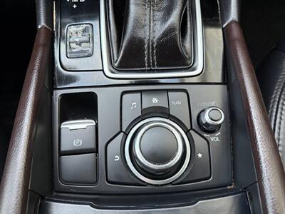 2018 Mazda Mazda3 Touring   - Photo 29 - Sandy, UT 84070