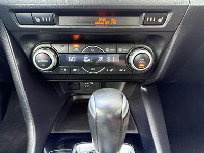 2018 Mazda Mazda3 Touring   - Photo 30 - Sandy, UT 84070