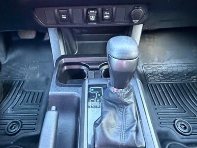 2018 Toyota Tacoma TRD Sport   - Photo 23 - Sandy, UT 84070