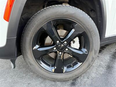 2023 Jeep Grand Cherokee Limited   - Photo 22 - Sandy, UT 84070