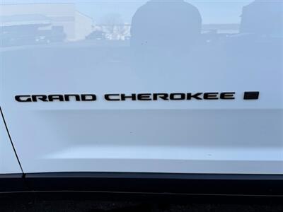 2023 Jeep Grand Cherokee Limited   - Photo 23 - Sandy, UT 84070