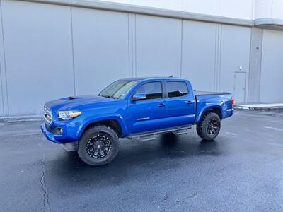 2017 Toyota Tacoma TRD Sport  