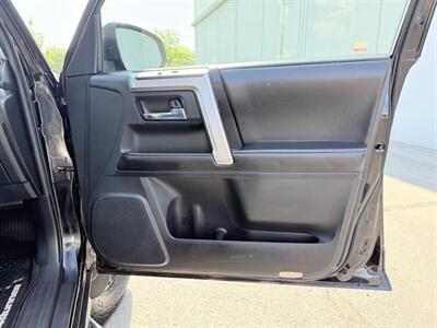 2016 Toyota 4Runner SR5   - Photo 29 - Sandy, UT 84070