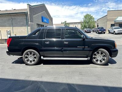 2003 Cadillac Escalade   - Photo 11 - Sandy, UT 84070