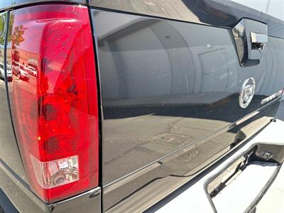 2003 Cadillac Escalade   - Photo 27 - Sandy, UT 84070