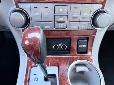 2013 Toyota Highlander 4WD V6 Limited - Photo 26 - Sandy, UT 84070