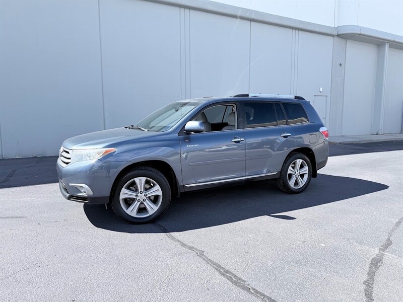 2013 Toyota Highlander 4WD V6 Limited   - Photo 1 - Sandy, UT 84070