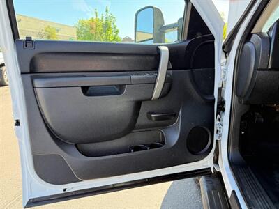 2011 Chevrolet Silverado 3500 LT - Photo 16 - Sandy, UT 84070