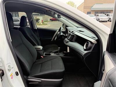 2018 Toyota RAV4 LE - Photo 13 - Sandy, UT 84070
