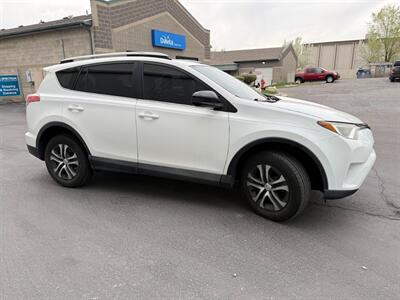 2018 Toyota RAV4 LE - Photo 14 - Sandy, UT 84070