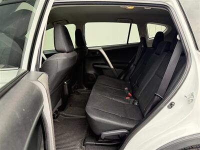 2018 Toyota RAV4 LE - Photo 6 - Sandy, UT 84070