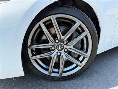 2018 Lexus IS   - Photo 17 - Sandy, UT 84070