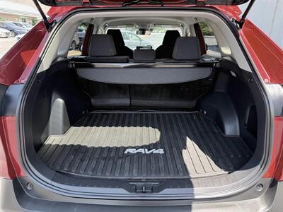 2020 Toyota RAV4 Hybrid LE - Photo 8 - Sandy, UT 84070