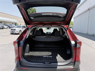 2020 Toyota RAV4 Hybrid LE - Photo 33 - Sandy, UT 84070