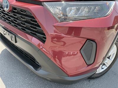 2020 Toyota RAV4 Hybrid LE - Photo 29 - Sandy, UT 84070
