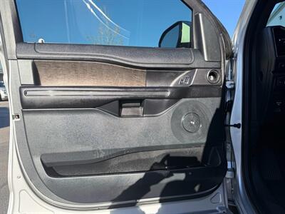 2019 Ford Expedition MAX Limited   - Photo 16 - Sandy, UT 84070