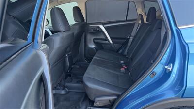 2018 Toyota RAV4 LE - Photo 6 - Sandy, UT 84070