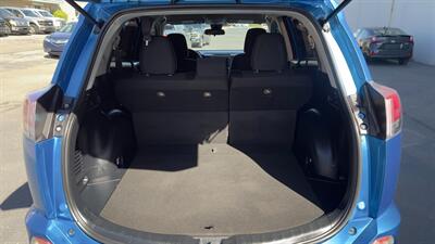 2018 Toyota RAV4 LE - Photo 8 - Sandy, UT 84070