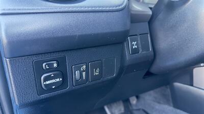 2018 Toyota RAV4 LE - Photo 17 - Sandy, UT 84070
