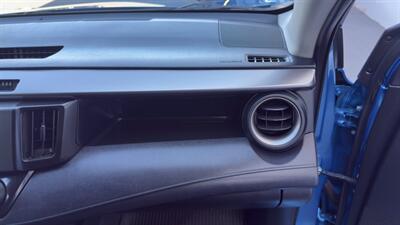 2018 Toyota RAV4 LE - Photo 24 - Sandy, UT 84070