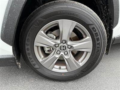 2025 Toyota RAV4 Hybrid XLE   - Photo 25 - Sandy, UT 84070