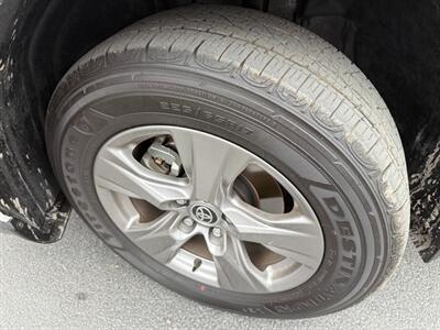 2025 Toyota RAV4 Hybrid XLE   - Photo 33 - Sandy, UT 84070