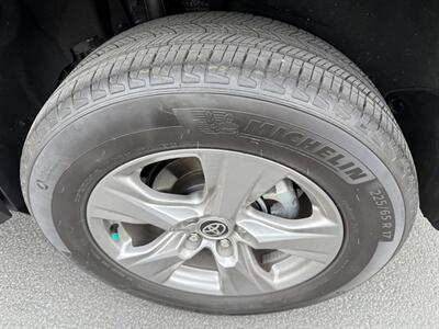 2024 Toyota RAV4 Hybrid XLE   - Photo 36 - Sandy, UT 84070